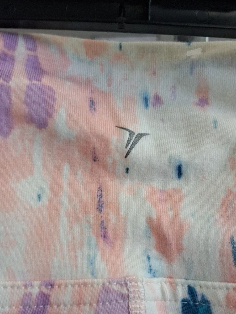 Old Navy Girls Tie-Dye Capri Leggings - Pink, Lavender & Teal. 64V94B